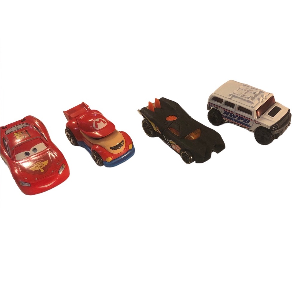 4 Hot Wheels Cars Lightning McQueen, Mario, HWPD, prototype H-24